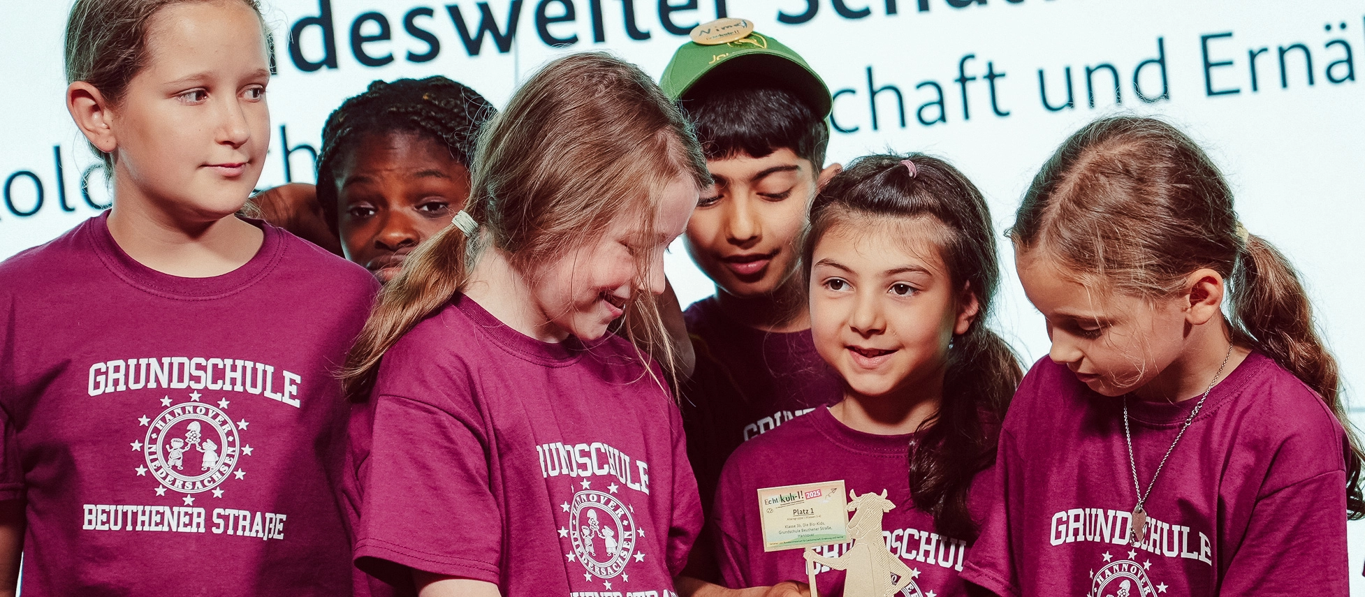 m&p: public relations